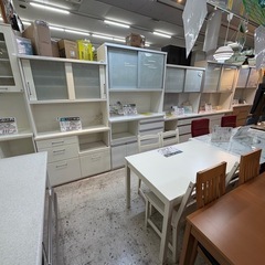 【愛品館 江戸川店 】2枚スイング扉 キッチンボード NITORI（ニトリ）の画像