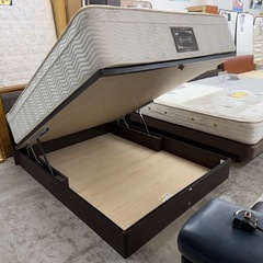 【愛品館 江戸川店 】 縦型跳ね上げ式 ワイドダブルベッド SIMMONS（シモンズ）の画像