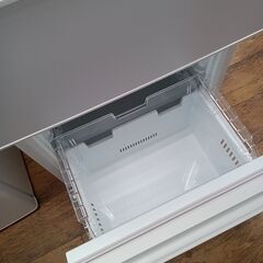 ★リユースのサカイ水戸店★ TOSHIBA 冷蔵庫 326L 25年製 動作確認／クリーニング済み MT6439の画像