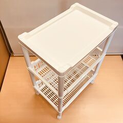 キャスター付きポリプロピレンワゴンラック　②の画像