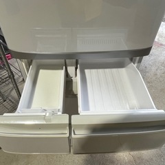 Ｐａｎａｓｏｎｉｃ　冷凍冷蔵庫　４０１Ｌ　５ドア　右開き　クリアグレー　大型冷蔵庫　２００９年製　ＮＲ－ＥＴＲ４０１－Ｈの画像