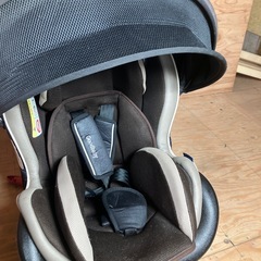 チャイルドシート他3点の画像