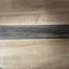 【福津市引取限定】フロアタイル6畳分72枚程度の画像