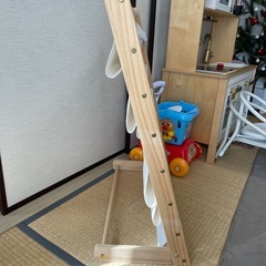 美品！絵本ラックの画像