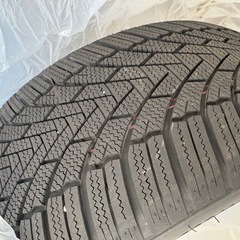 スタッドレスタイヤ19インチの画像
