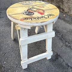 折りたたみアンティーク椅子の画像