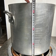 寸胴　30Lくらい　恐らくアルミの画像