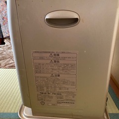 石油ファンヒーターの画像