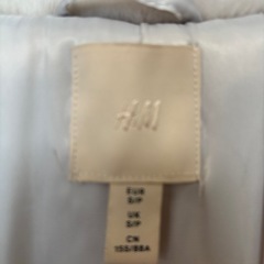 Ｈ＆Ｍ　レディスフェイクファーハーフコートの画像