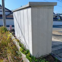 イナバ物置 MBX-26 中古 かぎ付きの画像