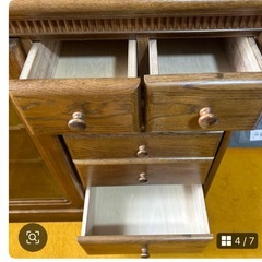 北海道産　ナラ材キャビネットの画像