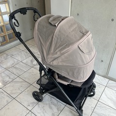 サイベックスベビーカーメリオカーボンの画像