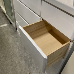 ホワイト整理タンス121の画像