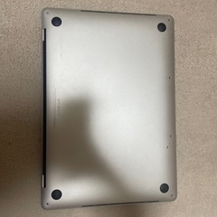 MacBook Pro A1706 ジャンク品（電源つかない）の画像