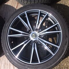 クラウンなどに！社外18インチアルミホイール+ヨコハマスタッドレスタイヤ　４本セット　【横浜の画像