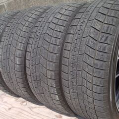 クラウンなどに！社外18インチアルミホイール+ヨコハマスタッドレスタイヤ　４本セット　【横浜の画像