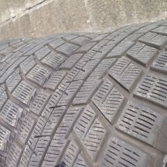 クラウンなどに！社外18インチアルミホイール+ヨコハマスタッドレスタイヤ　４本セット　【横浜の画像