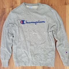 Champion グレー スウェット トレーナーの画像