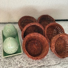 エスニック系雑貨、食器セットの画像