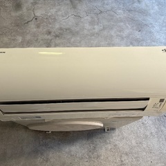 ルームエアコン ダイキンエアコンの画像