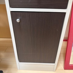 机　椅子セットの画像