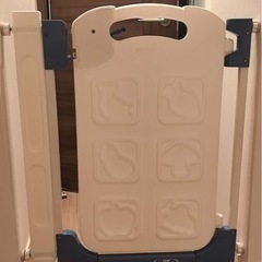 ベビーゲートの画像
