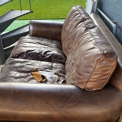 【処分予定】革張りのソファお譲りします！の画像