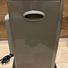 コロナ 石油ストーブ FH-ST3211Y 2011年製 5.0Lの画像