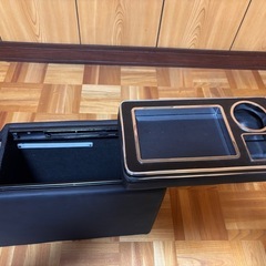 ヴォクシー70用コンソールBOXの画像