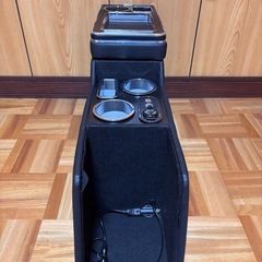 ヴォクシー70用コンソールBOXの画像