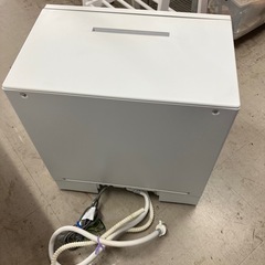 I2511-705 Panasonic 電気食器洗い乾燥機 NP-TH4-C 2022年製 通電確認済み 中古の画像