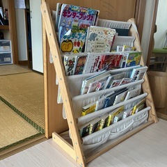 木製　本棚の画像