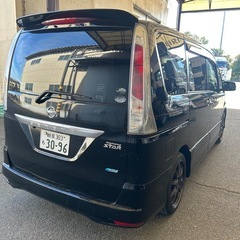 セレナ　ハイウェスターの画像