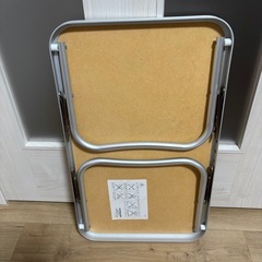 急募‼️折りたたみテーブルの画像