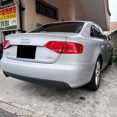【車検2年付き★即乗りOK】アウディA4セダン／レザー内装・114,262kmの画像