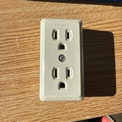 Panasonic WK 3004W ダブルコンセント 6個入りの画像