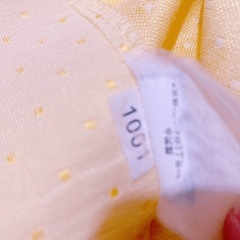 ニトリの黄色のカーテン２枚＋おまけカーテン？の画像