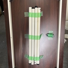 【未使用に近い】【今週いっぱい】オフィスデスク　机　事務机　残り4つ　100×70の作業用デスク！1台3000円の画像