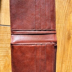 折りたたみ財布の画像