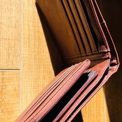 折りたたみ財布の画像