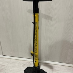 自転車空気入れ アダプタ付き 英式の画像