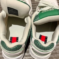 TOMMY JEANS23.5cmの画像