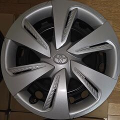 17x系シエンタ　純正ホイールキャップ＆スチールホイールの画像
