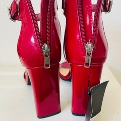 【未使用タグ付き】ハイヒール サンダル　赤の画像