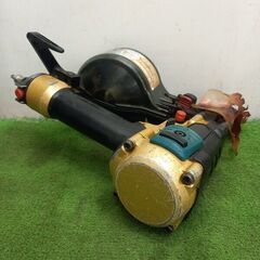 マキタ AN533H 高圧エア釘打機【野田愛宕店】【店頭取引限定】【中古】管理番号：ITEFM8ILC5HSの画像