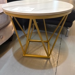 コーヒーテーブルの画像