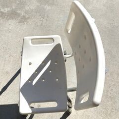 【B438】シャワーチェア/背もたれ付き/浴室用チェア/介護用/入浴補助/中古の画像