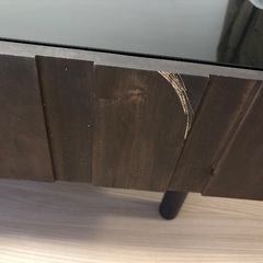 ガラステーブル　レトロ感あるおしゃれテーブルの画像