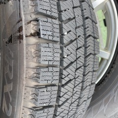 ⑦ブリヂストンブリザックVRX2
アルミ付きスタッドレスタイヤ　プリウス　PCD100 2024年の画像