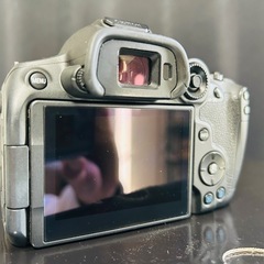 ミラーレス一眼カメラ Canon EOS R7 ボディ レンズ 動作確認済み 美品 付属品ありの画像